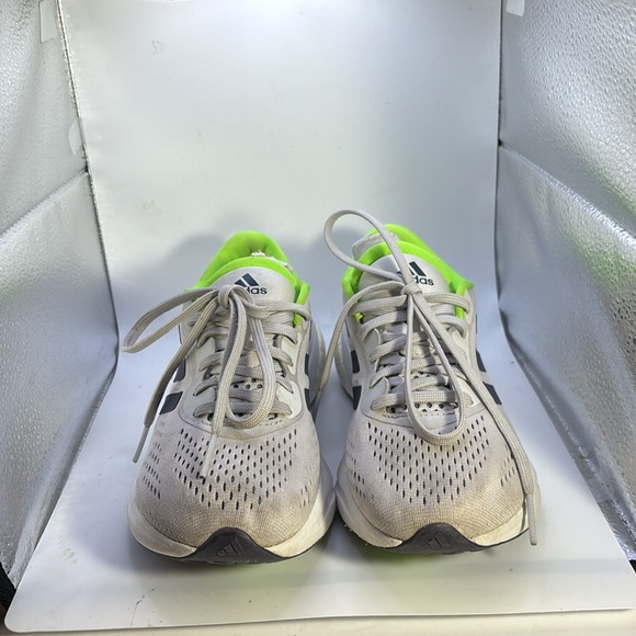Adidas’s Supernova Men’s )Sneakers size 7 in excellent condition - Picture 2 of 6
